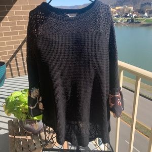 Medium flowing blouse